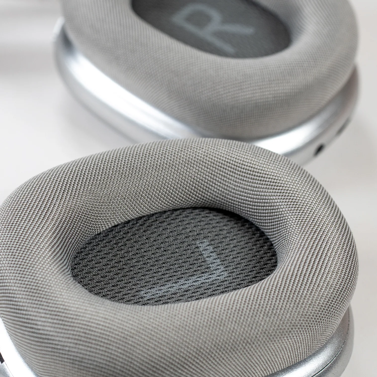 Audifonos Diadema 80 Años MFC - Image 10