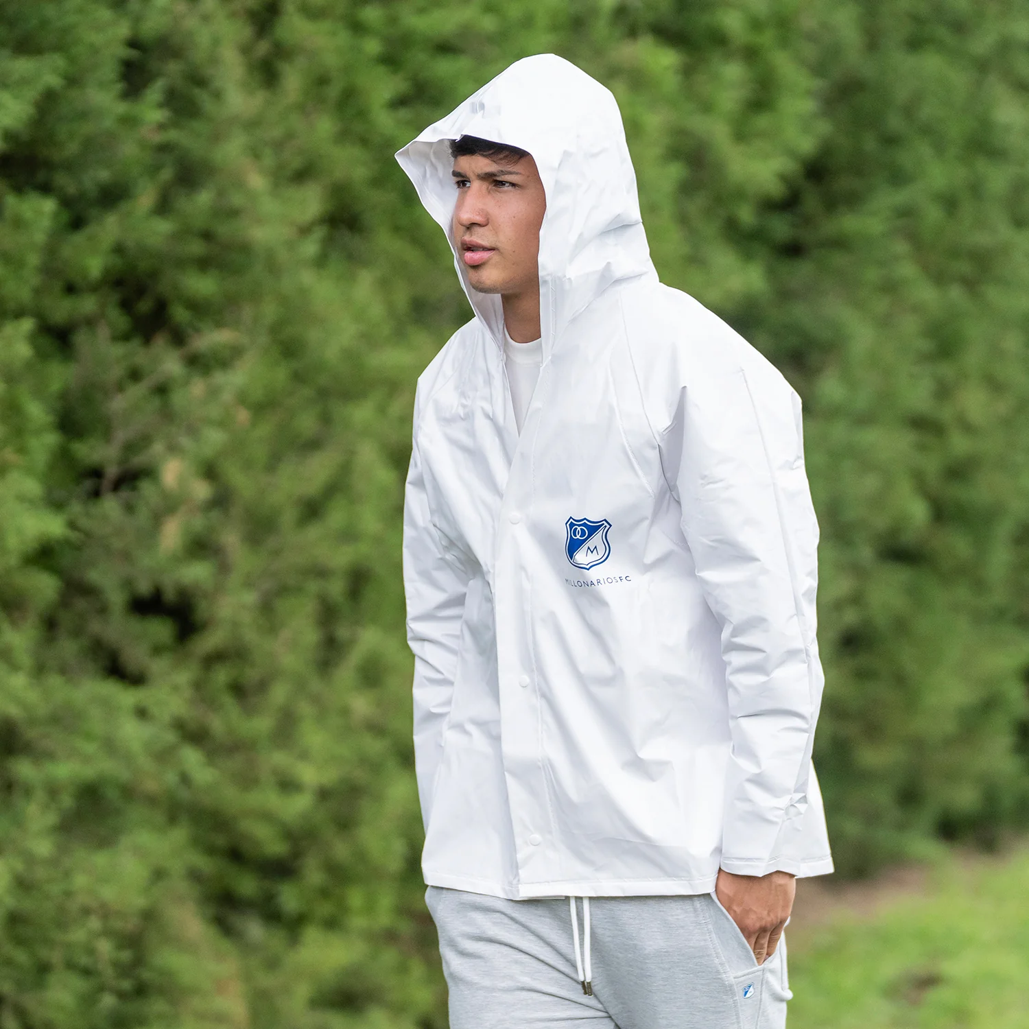 Chaqueta impermeable MFC - Image 10