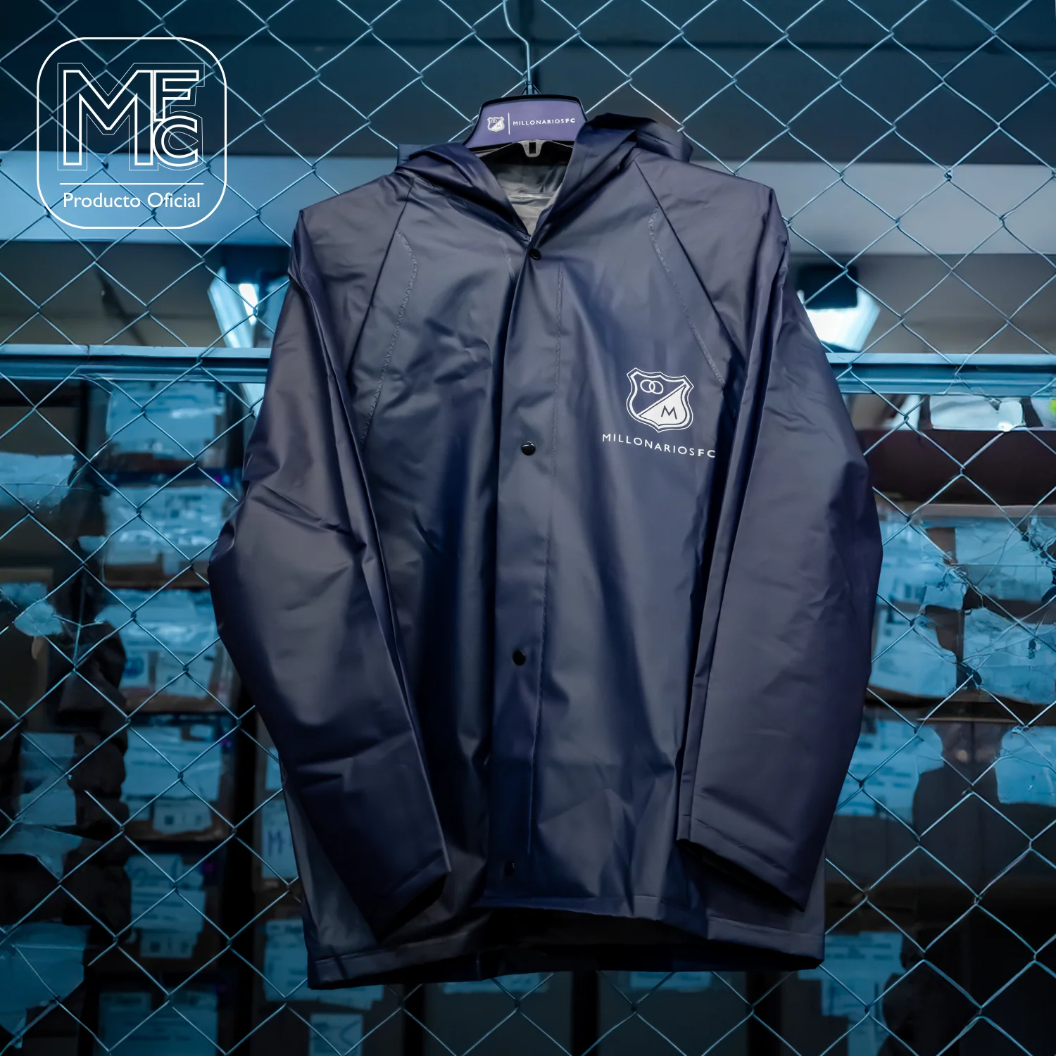 Chaqueta impermeable MFC - Image 5