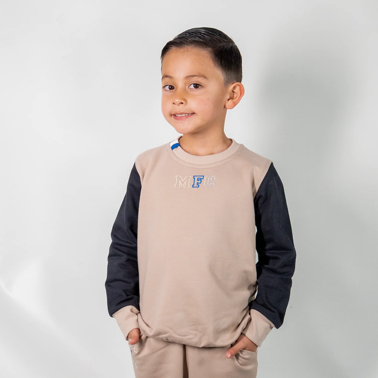 Conjunto Niños Unisex MFC - Image 10